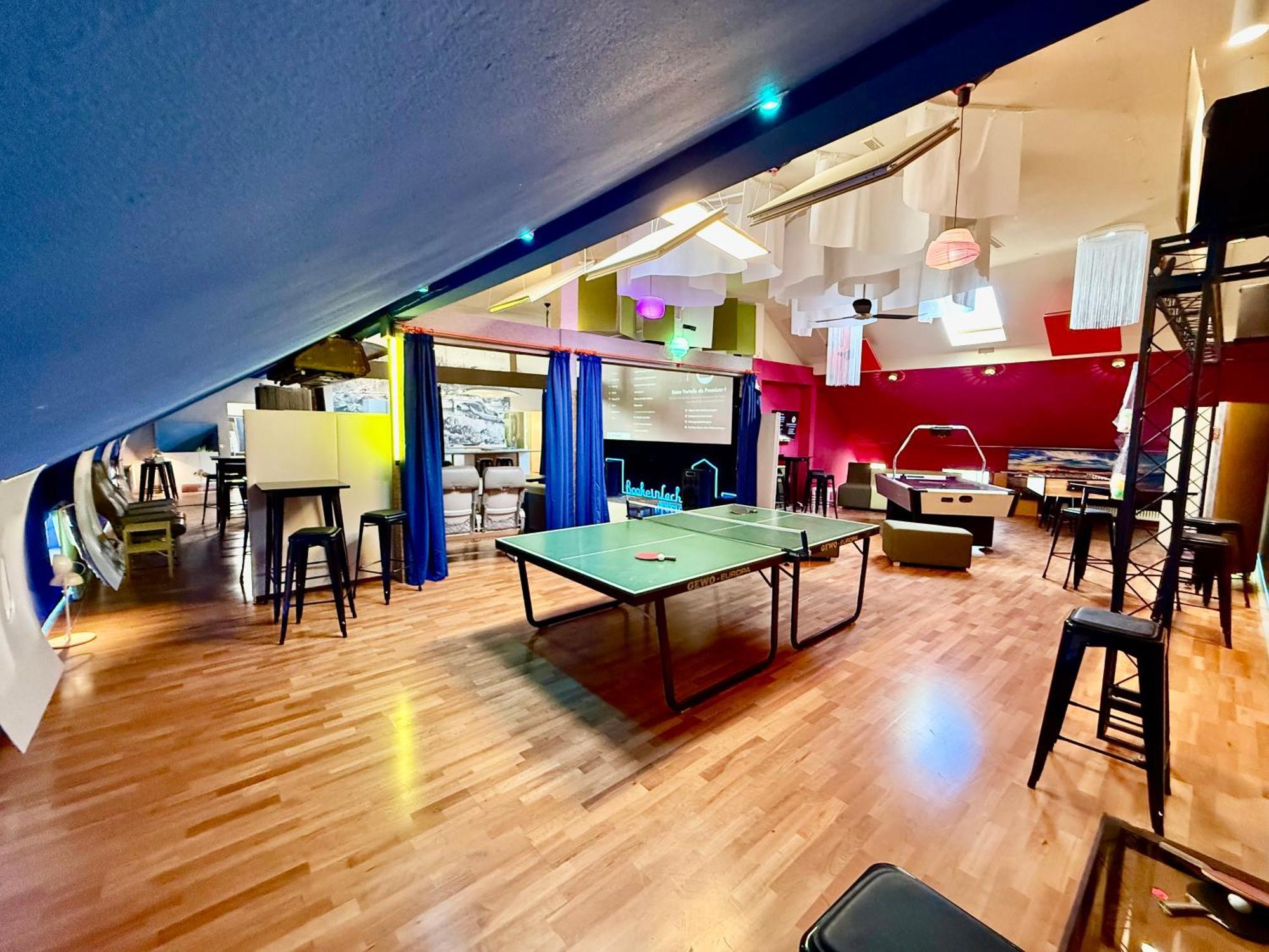 Bookeinfach Bad Ems - Private - Sauna Jacuzzi Whirlpool Swimmingpool Alahna Sup Beachvolleyball Billiards Ping Pong Cinema Theater Music Disco Ball Bbq Und Parkplaetze Exterior photo